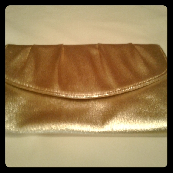 Clutch - Picture 1 of 1